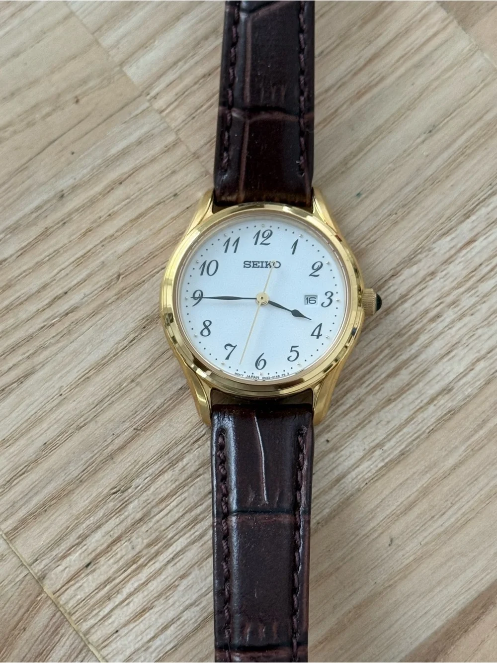 Seiko White Dial Watch Gold-Tone Case Brown Genuine Leather Strap Date Window
